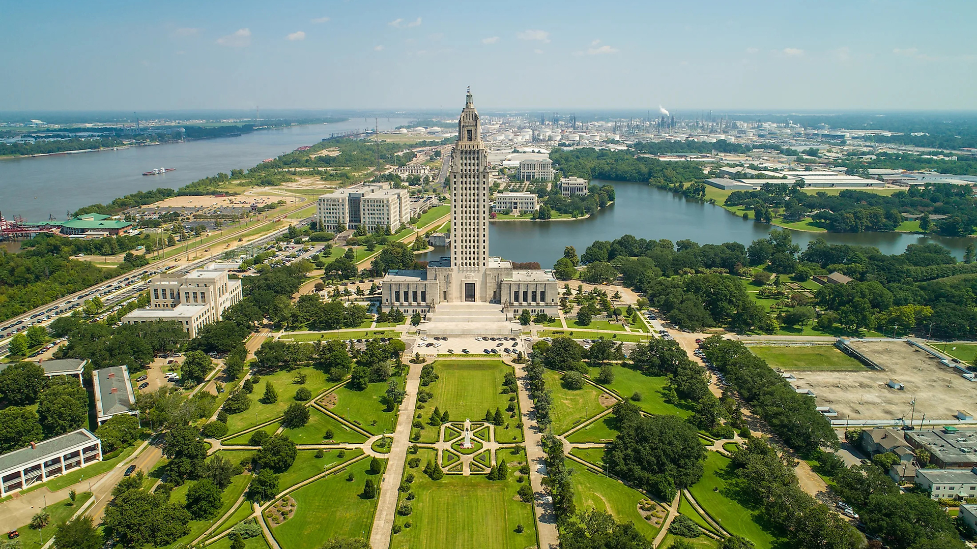 Luxury Portable Restroom Trailers in Baton Rouge, Louisiana Luxury Restroom Trailer Rentals 1