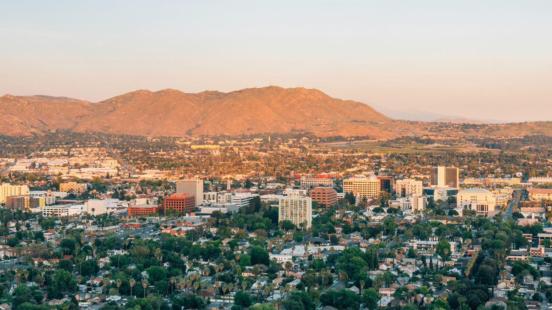 Luxury Portable Restroom Trailers in Riverside, California Luxury Restroom Trailer Rentals 1